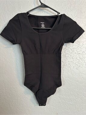 Scoop Neck Short-Sleeve Black Bodysuit